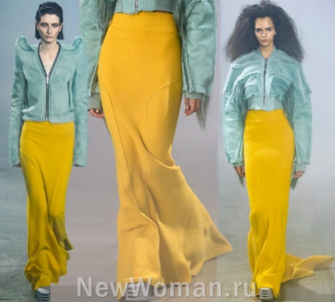 желтая трикотажная юбка макси подиум 2023 года - с поясом-резинкой фасона русалка со шлейфом