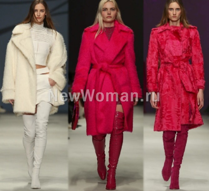 стильные весенние женские уличные луки 2023 года я белыми и красными высокими сапогами-ботфортами - фото подиум Genny (Дженни), Миланская Неделя моды