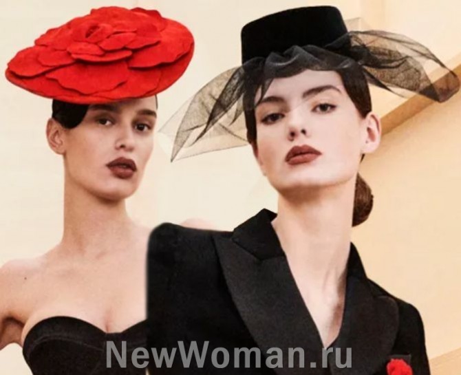 нарядные дамские шляпки 2024 из Италии - круглая красная и плоская шляпка-блин, черная шляпа-таблетка с черной вуалью.