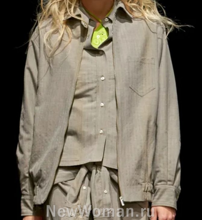  женский весенний образ 2024 с тканевой курткой в стиле светло-серый тотал-лук: - куртка рубашка-бомбер из костюмной ткани с застежкой на молнию