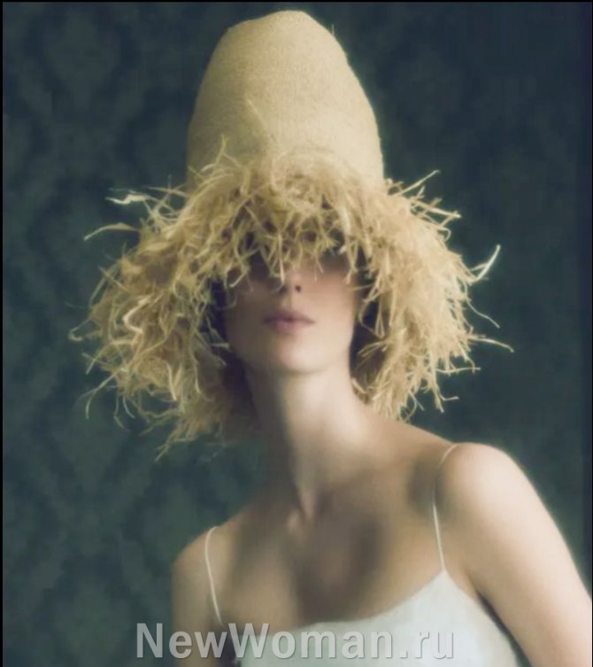 головные пляжные летние уборы 2024 - женская шапка-колпак с бахромой из войлока