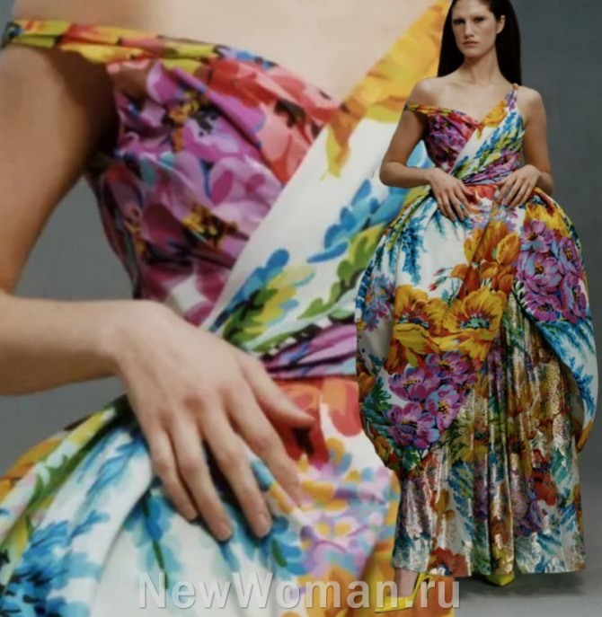 роскошное вечернее платье-тюльпан на бретелях с драпировкой и росписью ткани огромными яркими цветами