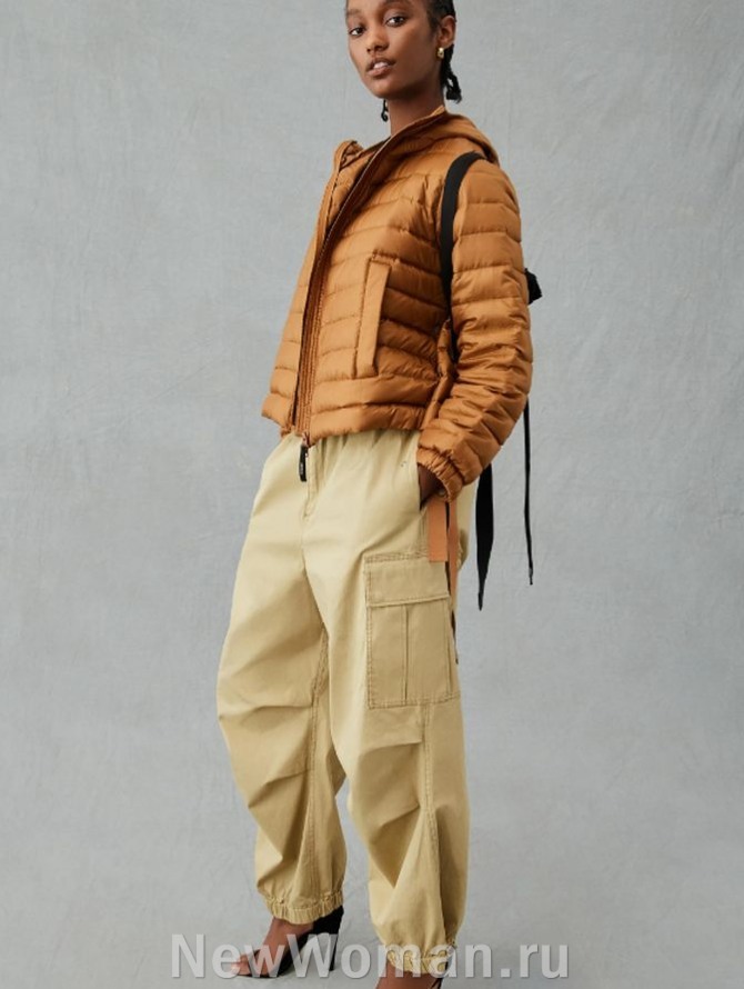 женские стеганые короткие куртки 2024, цвет лосося, носить с брюками карго песочного цвета