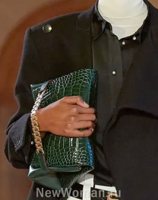 женская деловая сумка-конверт тренды 2024 года, зеленая кожа с имитацией кожи крокодила